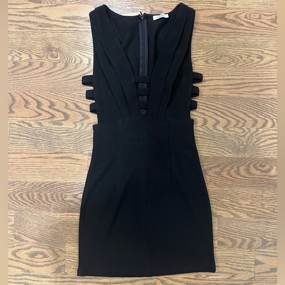 Tobi Black Sleeveless Mini Dress